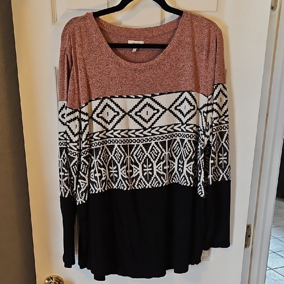 Maurices Tops - Maurices Pink and Black Geometric Long Sleeve Top